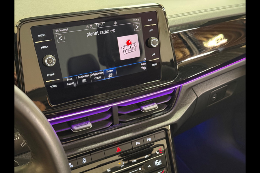 Volkswagen T-Roc Cabrio 1.5 TSI R-Line | Pano | Camera | Carplay | Sfeerverlichting | Led | Sportstoelen