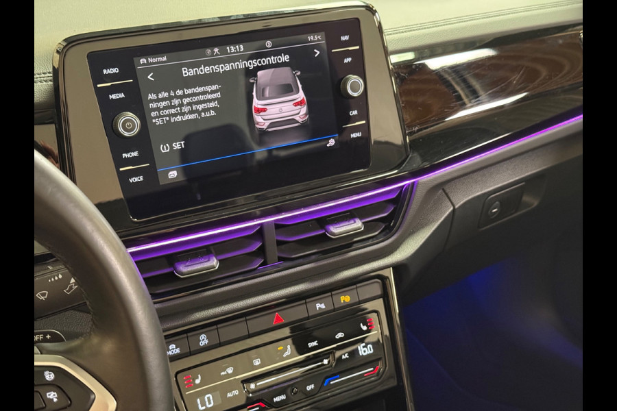 Volkswagen T-Roc Cabrio 1.5 TSI R-Line | Pano | Camera | Carplay | Sfeerverlichting | Led | Sportstoelen