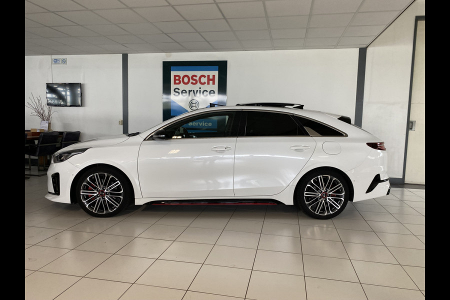 Kia ProCeed 1.6 T-GDI GT 205 PK Panoramadak /JBL Sound / stuur/stoelverw /elec achterklep /Elec stoel met geheugen