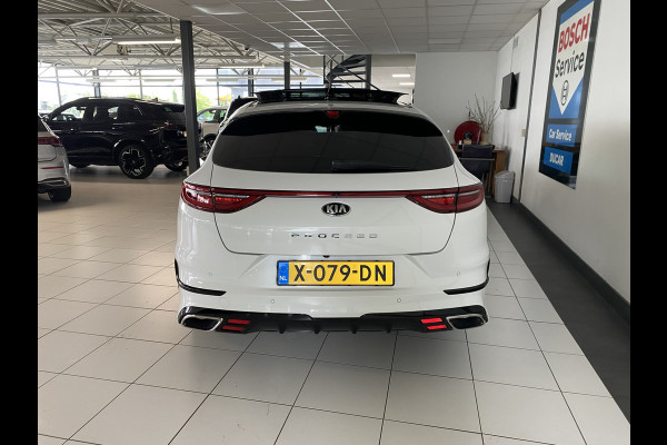 Kia ProCeed 1.6 T-GDI GT 205 PK Panoramadak /JBL Sound / stuur/stoelverw /elec achterklep /Elec stoel met geheugen