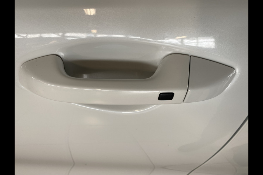 Kia ProCeed 1.6 T-GDI GT 205 PK Panoramadak /JBL Sound / stuur/stoelverw /elec achterklep /Elec stoel met geheugen