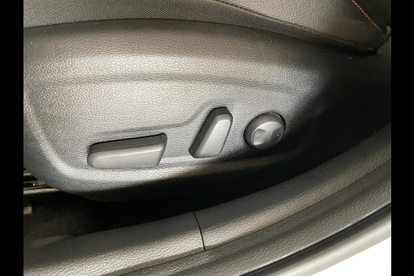 Kia ProCeed 1.6 T-GDI GT 205 PK Panoramadak /JBL Sound / stuur/stoelverw /elec achterklep /Elec stoel met geheugen