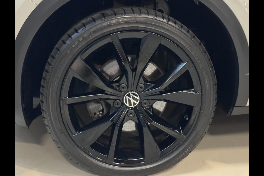 Volkswagen T-Roc 2.0 TSI 4Motion 3X R-LINE | PANO | IQ LIGHT | BEATS | VOL!
