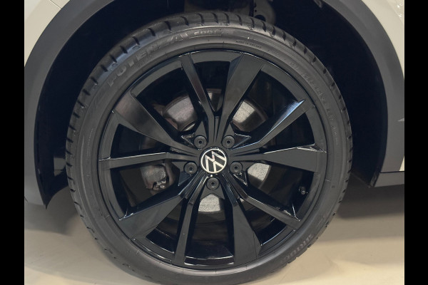 Volkswagen T-Roc 2.0 TSI 4Motion 3X R-LINE | PANO | IQ LIGHT | BEATS | VOL!