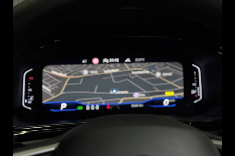 Volkswagen T-Roc 2.0 TSI 4Motion 3X R-LINE | PANO | IQ LIGHT | BEATS | VOL!