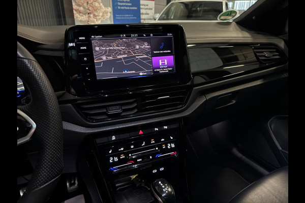 Volkswagen T-Roc 2.0 TSI 4Motion 3X R-LINE | PANO | IQ LIGHT | BEATS | VOL!