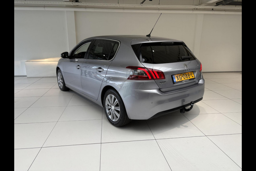 Peugeot 308 1.2 PureTech Allure | 130pk | Panoramadak | Trekhaak | Climate Control | Parkeersensoren |