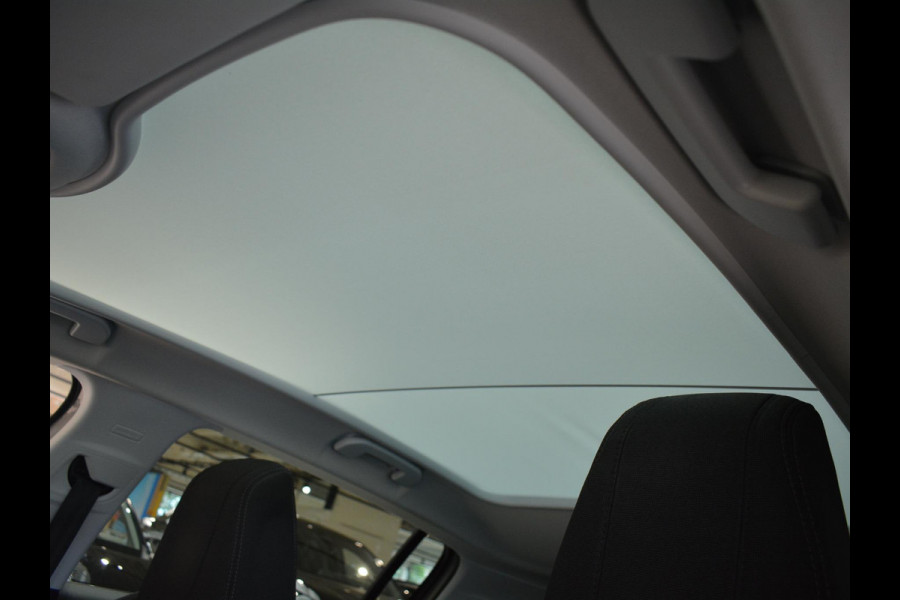 Peugeot 308 1.2 PureTech Allure | 130pk | Panoramadak | Trekhaak | Climate Control | Parkeersensoren |