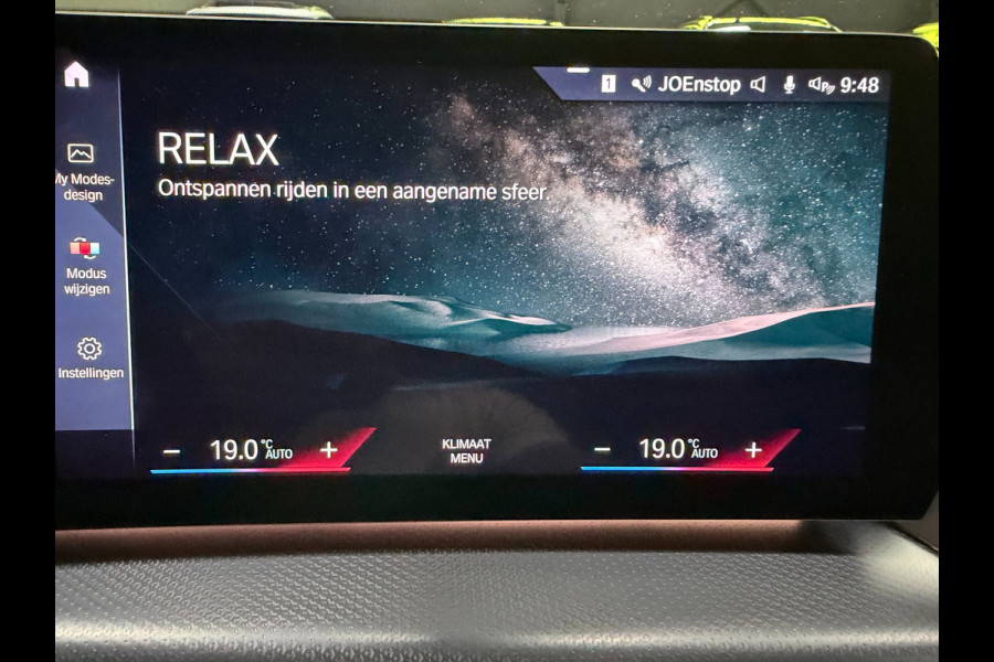 BMW X1 XDrive30e M-SPORT 327PK PANO/LEDER/H-KARDON/MASSAGE/M-STOELEN/DAB/CARPLAY//