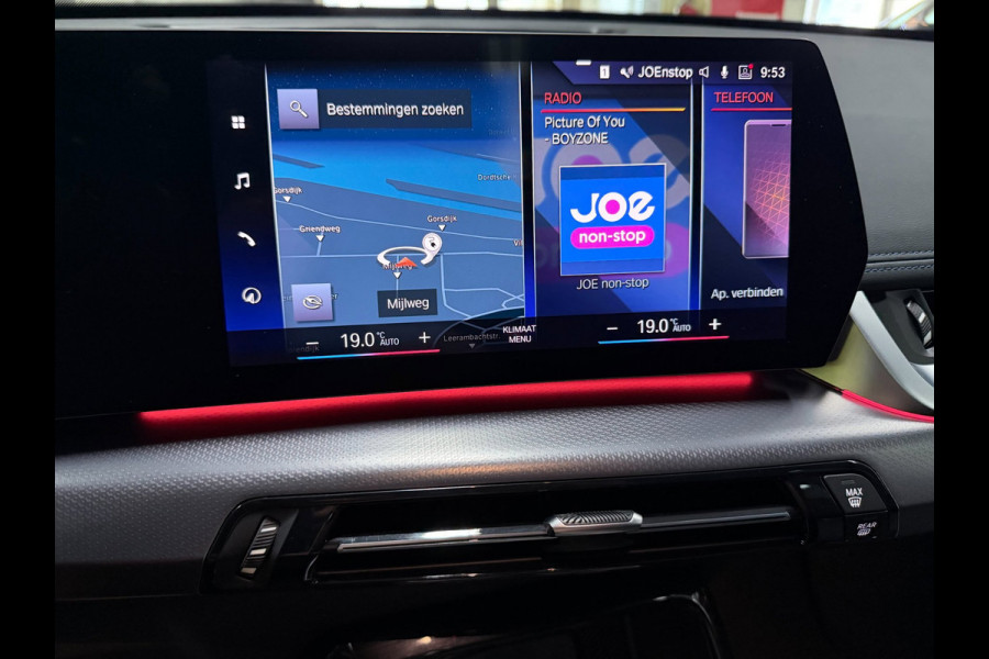BMW X1 XDrive30e M-SPORT 327PK PANO/LEDER/H-KARDON/MASSAGE/M-STOELEN/DAB/CARPLAY//