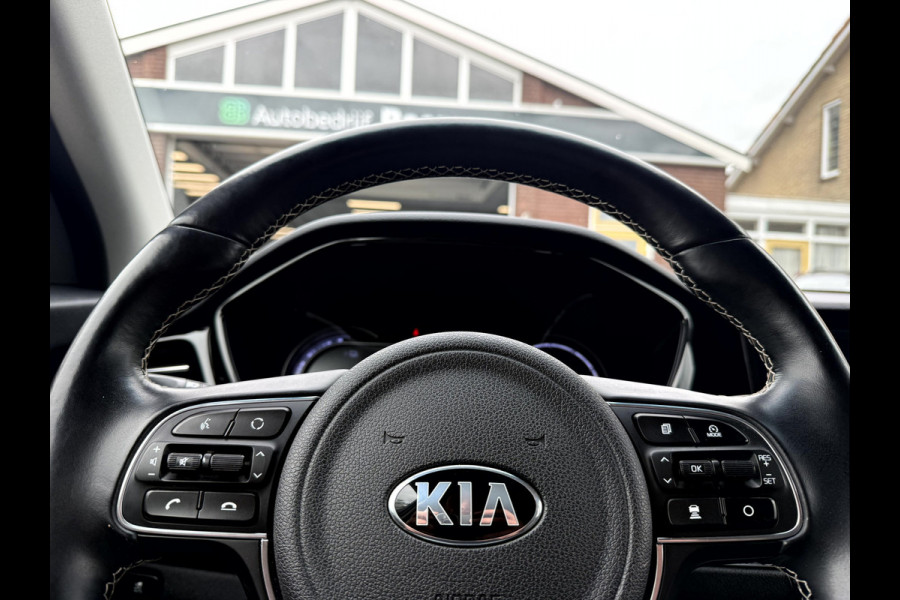 Kia e-Niro ExecutiveLine 64 kWh SOH 94.7%, Trekhaak, App Connect, Leer, Camera, Stoel/Stuur Verwarming