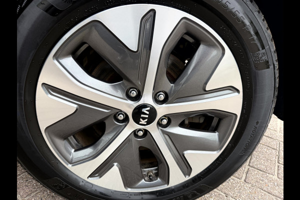 Kia e-Niro ExecutiveLine 64 kWh SOH 94.7%, Trekhaak, App Connect, Leer, Camera, Stoel/Stuur Verwarming