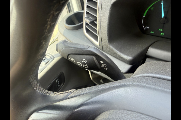 Ford E-Transit 68 kWh 184PK L4H3 Elektrisch 317km WLTP 95,9% SOH BEV Snelladen Climate Control Cruise Control Carplay Stoelverwarming Parkeersensoren v+a Laadkabel