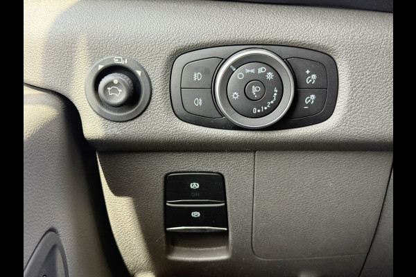 Ford E-Transit 68 kWh 184PK L4H3 Elektrisch 317km WLTP 95,9% SOH BEV Snelladen Climate Control Cruise Control Carplay Stoelverwarming Parkeersensoren v+a Laadkabel