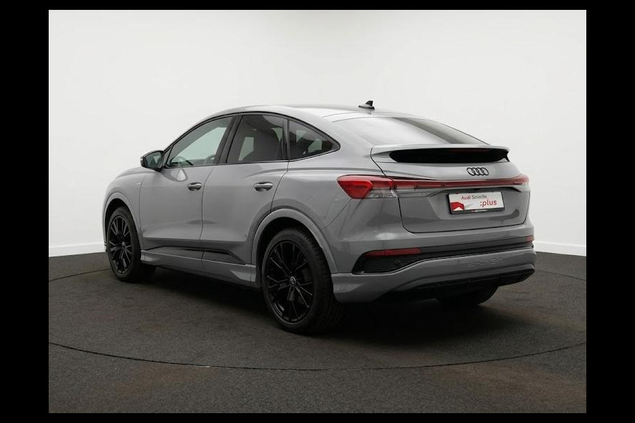 Audi Q4 Sportback e-tron 40 S edition 77 kWh 204pk | Lederen bekleding | 20 inch Lichtmetalen velgen | Parkeercamera | Matrix Led |