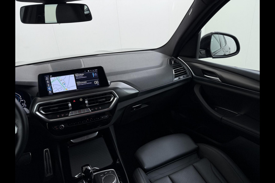 BMW X3 xDrive30e M-SPORT| DEALER ONDERHOUDEN| CAMERA| ELEKTRISCHE ACHTERKLEP| APPLE CARPLAY| RIJKLAARPRIJS