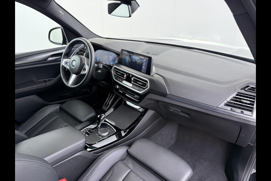 BMW X3 xDrive30e M-SPORT| DEALER ONDERHOUDEN| CAMERA| ELEKTRISCHE ACHTERKLEP| APPLE CARPLAY| RIJKLAARPRIJS