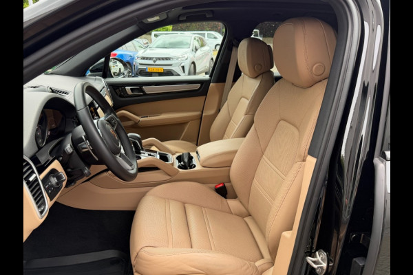 Porsche Cayenne 3.0 E-HYBRID Platinum Edtion