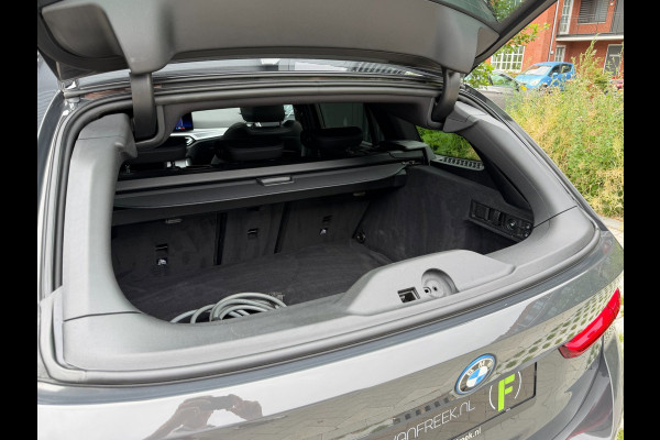 BMW 3 Serie Touring 330e xDrive High Executive M Sport Performance | PANO | H/K | DRAVIT | ACC | TREKHAAK | DEALER | 1E EIG
