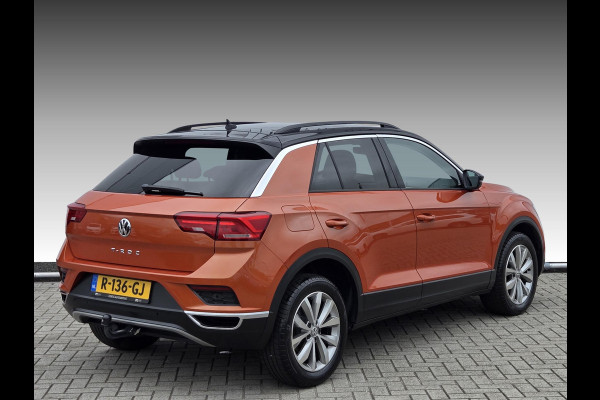 Volkswagen T-Roc 1.5 TSI Style Business | Automaat| Trekhaak| Keyless entry| Full LED|