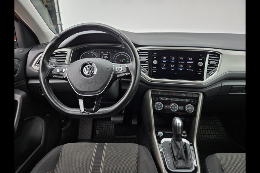Volkswagen T-Roc 1.5 TSI Style Business | Automaat| Trekhaak| Keyless entry| Full LED|