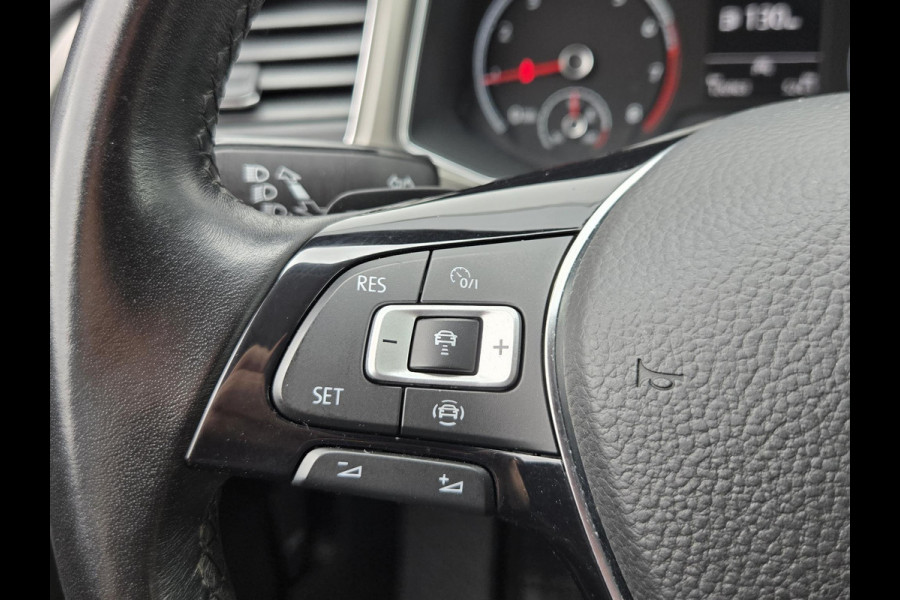 Volkswagen T-Roc 1.5 TSI Style Business | Automaat| Trekhaak| Keyless entry| Full LED|