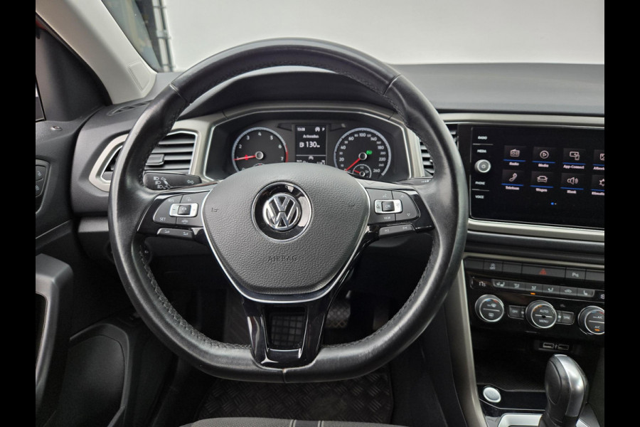 Volkswagen T-Roc 1.5 TSI Style Business | Automaat| Trekhaak| Keyless entry| Full LED|