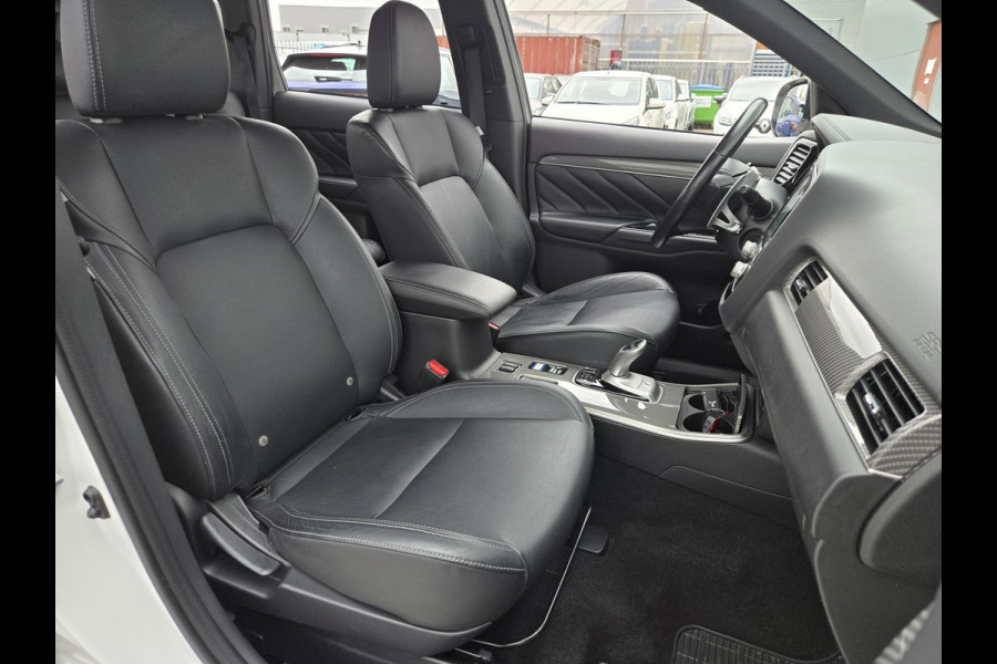 Mitsubishi Outlander 2.4 PHEV Intense S | Dealeronderhouden| Metallic Wit | Trekhaak 1500KG|