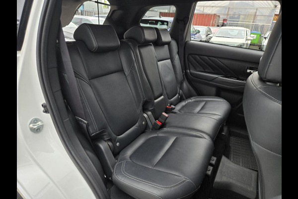 Mitsubishi Outlander 2.4 PHEV Intense S | Dealeronderhouden| Metallic Wit | Trekhaak 1500KG|