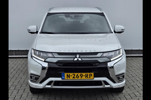 Mitsubishi Outlander 2.4 PHEV Intense S | Dealeronderhouden| Metallic Wit | Trekhaak 1500KG|