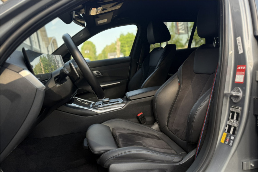 BMW 3 Serie Touring 330e M-Sport Pro | Widescreen | Memory | Camera | Laserlight | Adaptive Cruise