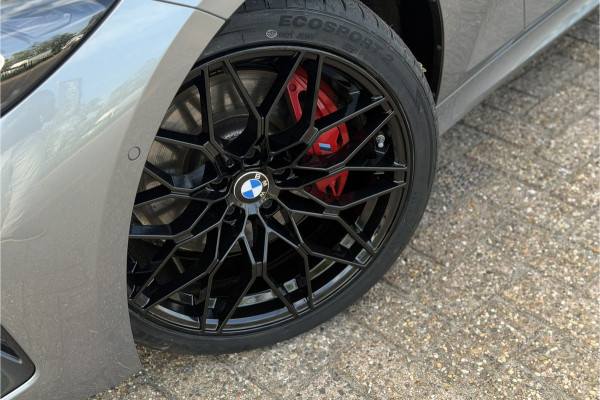 BMW 3 Serie Touring 330e M-Sport Pro | Widescreen | Memory | Camera | Laserlight | Adaptive Cruise