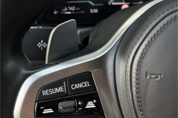 BMW 3 Serie Touring 330e M-Sport Pro | Widescreen | Memory | Camera | Laserlight | Adaptive Cruise