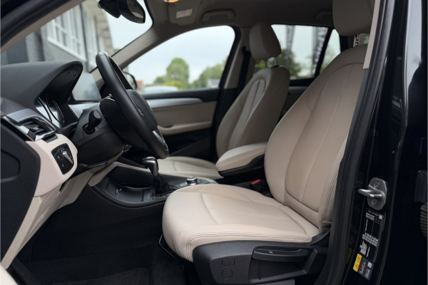 BMW X1 xDrive25e | Leder | Head-Up | PDC V+A | LED | Elektrische Klep | 35x op voorraad !