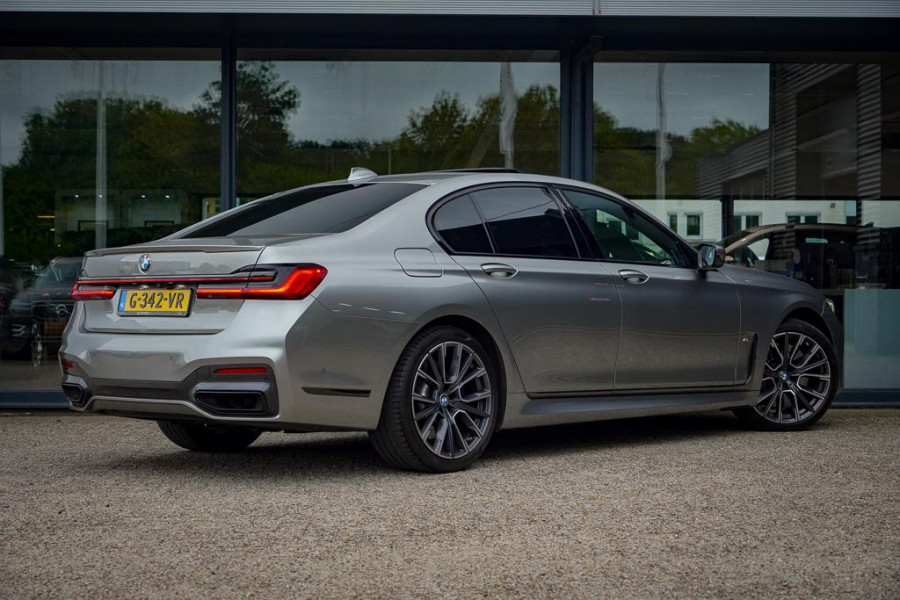 BMW 7 Serie 745e High Executive / M-Sport / Schuifdak / Massage / Co-Pilot / Bowers&Wilkins / Alcantara Hemel / Laser