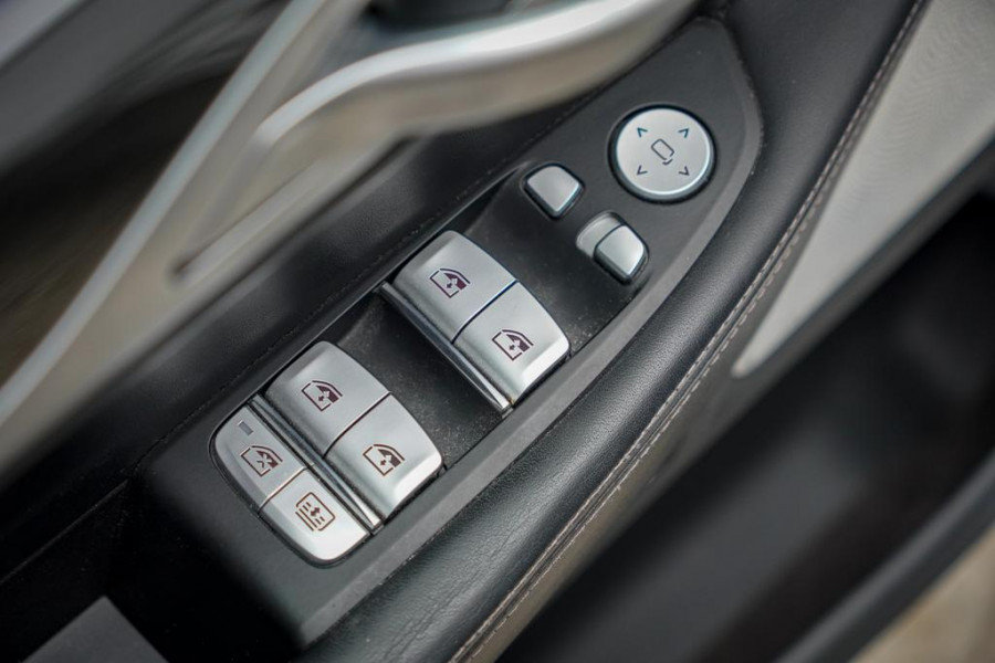 BMW 7 Serie 745e High Executive / M-Sport / Schuifdak / Massage / Co-Pilot / Bowers&Wilkins / Alcantara Hemel / Laser