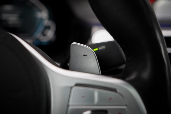 BMW 7 Serie 745e High Executive / M-Sport / Schuifdak / Massage / Co-Pilot / Bowers&Wilkins / Alcantara Hemel / Laser