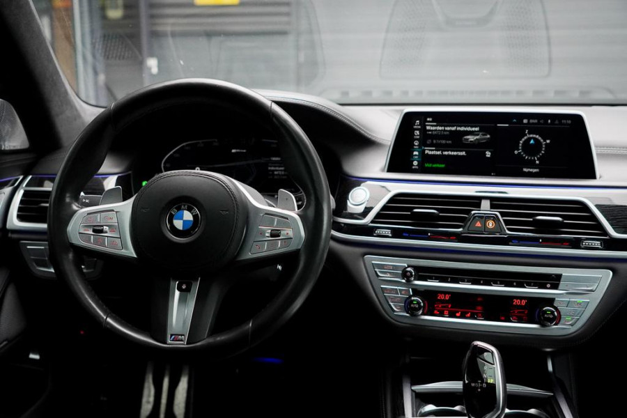 BMW 7 Serie 745e High Executive / M-Sport / Schuifdak / Massage / Co-Pilot / Bowers&Wilkins / Alcantara Hemel / Laser