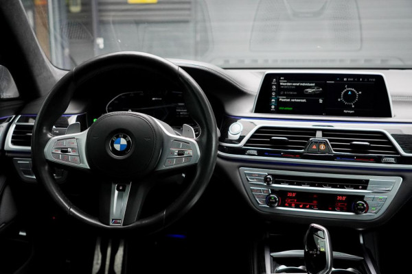 BMW 7 Serie 745e High Executive / M-Sport / Schuifdak / Massage / Co-Pilot / Bowers&Wilkins / Alcantara Hemel / Laser