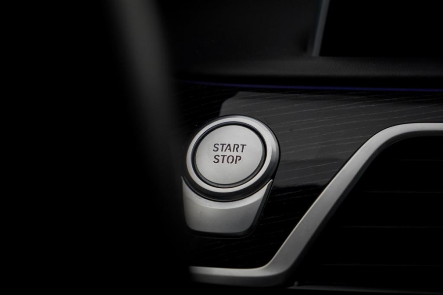 BMW 7 Serie 745e High Executive / M-Sport / Schuifdak / Massage / Co-Pilot / Bowers&Wilkins / Alcantara Hemel / Laser