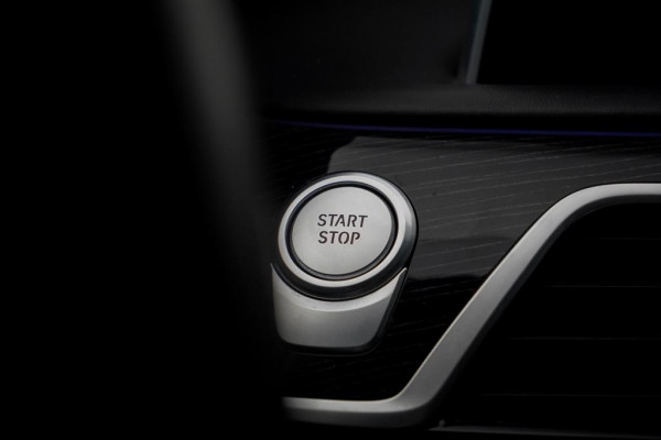BMW 7 Serie 745e High Executive / M-Sport / Schuifdak / Massage / Co-Pilot / Bowers&Wilkins / Alcantara Hemel / Laser