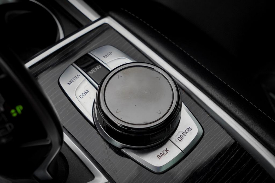 BMW 7 Serie 745e High Executive / M-Sport / Schuifdak / Massage / Co-Pilot / Bowers&Wilkins / Alcantara Hemel / Laser