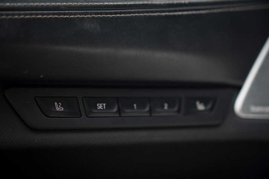 BMW 7 Serie 745e High Executive / M-Sport / Schuifdak / Massage / Co-Pilot / Bowers&Wilkins / Alcantara Hemel / Laser