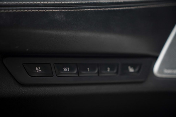 BMW 7 Serie 745e High Executive / M-Sport / Schuifdak / Massage / Co-Pilot / Bowers&Wilkins / Alcantara Hemel / Laser