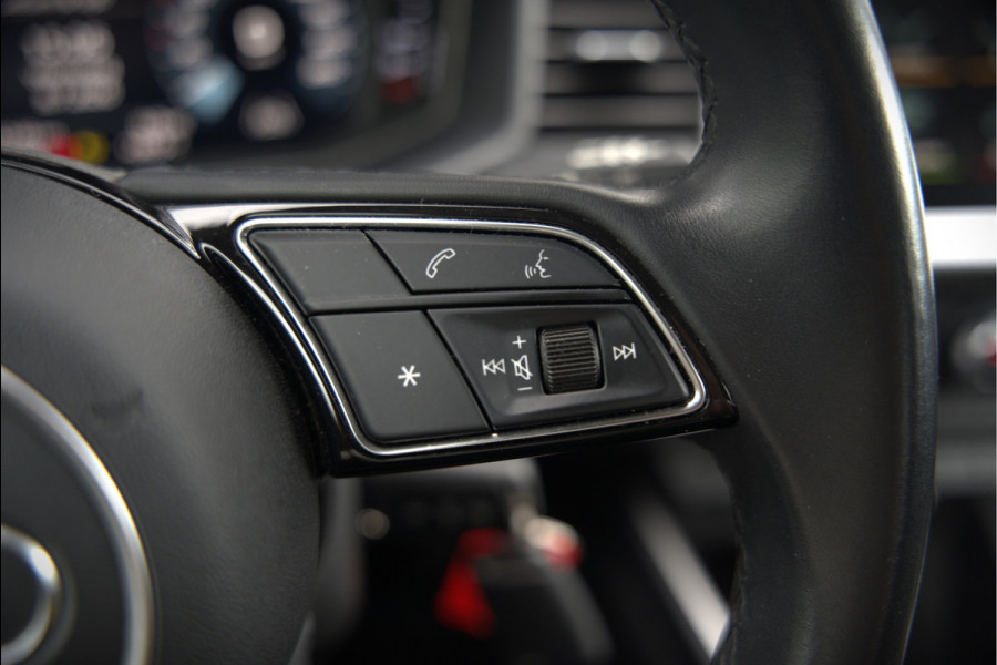 Audi A1 Sportback 25 TFSI epic | Apple Carplay | Navigatie | Cruise Control | Digitale Tellers | DAB | Automaat | NAP | Navigatie | Airco | Regensensor