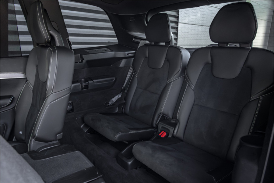 Volvo XC90 T8 Recharge AWD R-Design 22'' - Pano - 7p