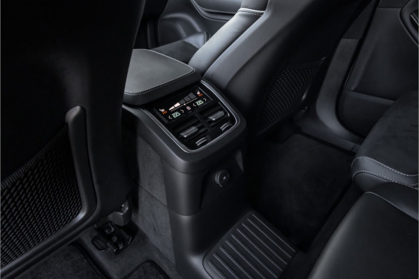 Volvo XC90 T8 Recharge AWD R-Design 22'' - Pano - 7p