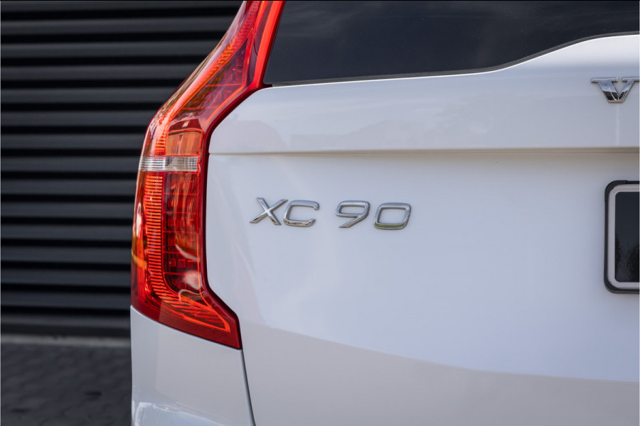 Volvo XC90 T8 Recharge AWD R-Design 22'' - Pano - 7p