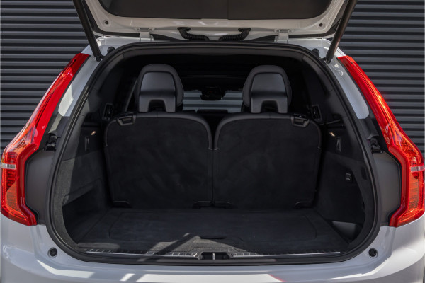 Volvo XC90 T8 Recharge AWD R-Design 22'' - Pano - 7p