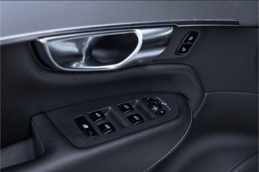 Volvo XC90 T8 Recharge AWD R-Design 22'' - Pano - 7p